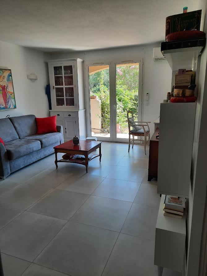 Rez De Jardin Zen, 50 M2, Aux Portes De L Esterel Et Proche Mer, Parking Gratuit Fréjus Buitenkant foto